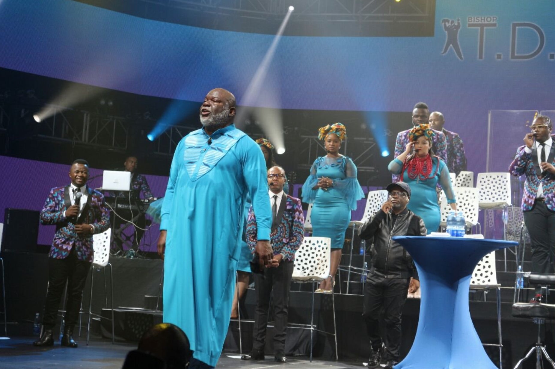 TD Jakes And Joyous Celebration Close Out ESSENCE Fest Durban With A Bang
